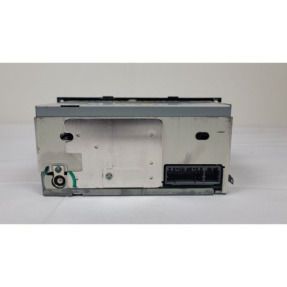 05 06 07 Chrysler CD Player Radio REF OEM LKQ-part # P05064173AG. Tested - Picture 4 of 6